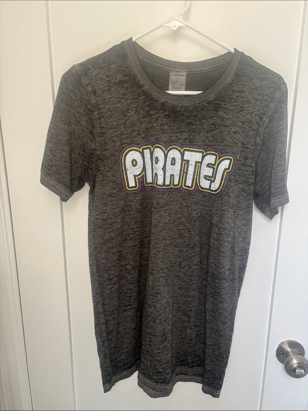 Pirates Graphic Tee - Black Heather